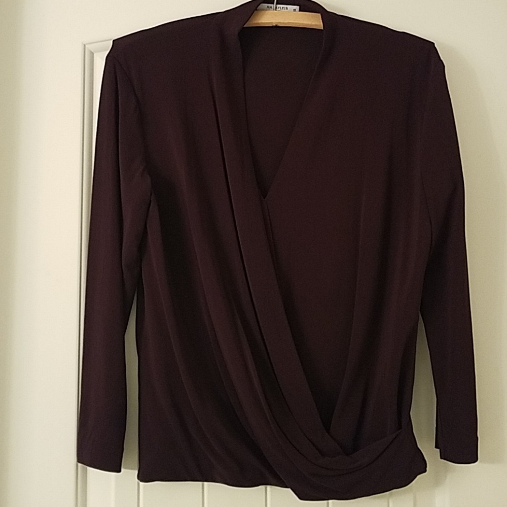 🏙 MM. Lafleur Deneuve Blouse in Blackberry